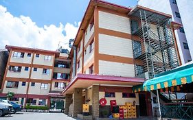 Jupiter Guest Resort - Langata